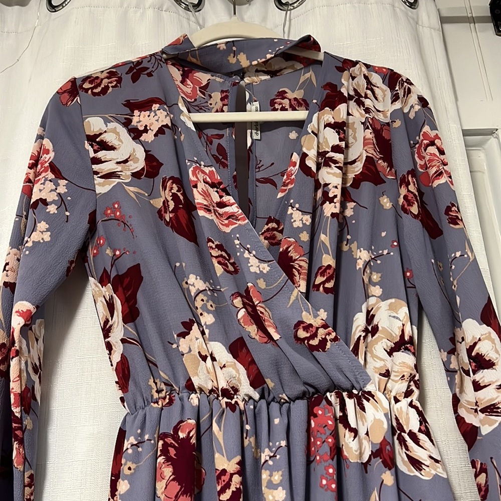 Dress - Picture 2 of 3